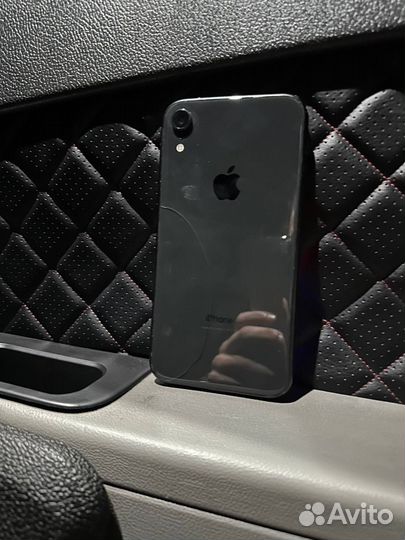 iPhone Xr, 128 ГБ