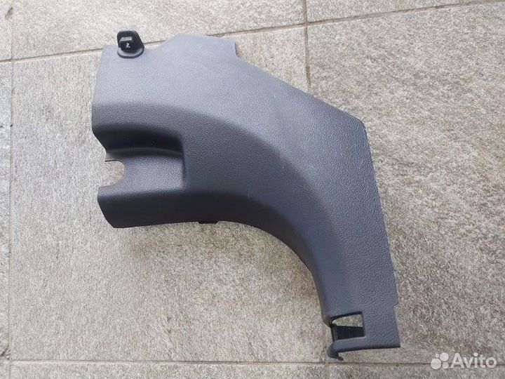 Накладка Hyundai Santa Fe TM G4KJ 2019