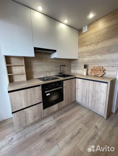 Кухня до потолка на заказ