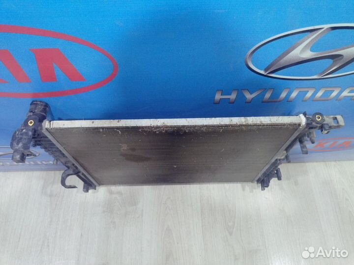 Радиатор охлаждения двигателя основной Renault log