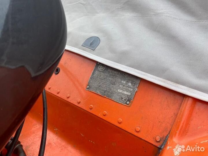 Лодка моторная Обь-М с мотором и прицепом