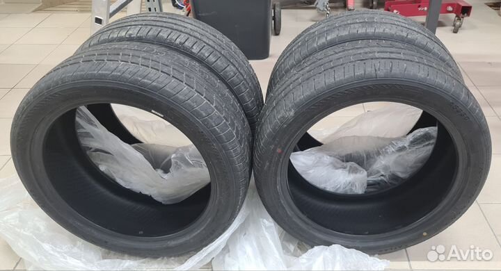 Atlas AS330 225/45 R18 95V