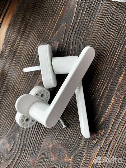 Ручки оконные