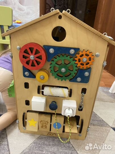 Бизиборд домик большой