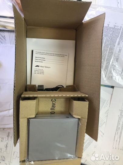 AT-MC1008/SP-20 1000T to SFP Media Converter