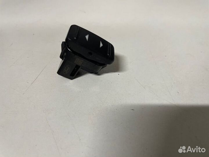 Блок управления стеклоподъемником Ford S-Max