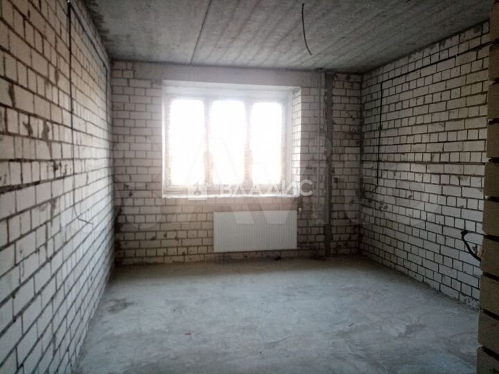 3-к. квартира, 80 м², 1/10 эт.