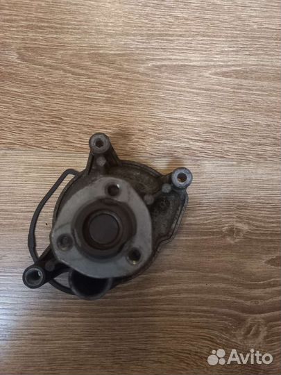 Помпа на 1.4 caxa 122 л.с 03C121019J