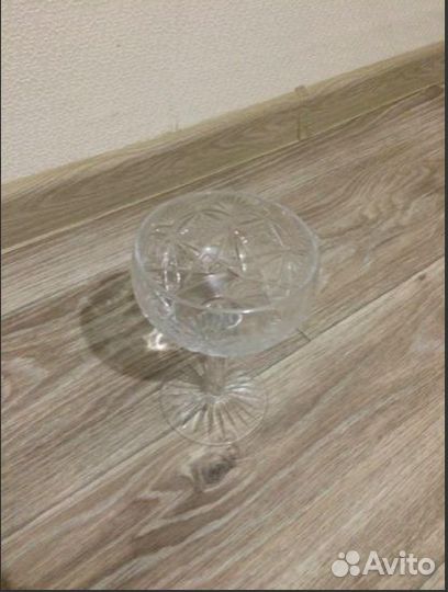 Хрустальная вазочка