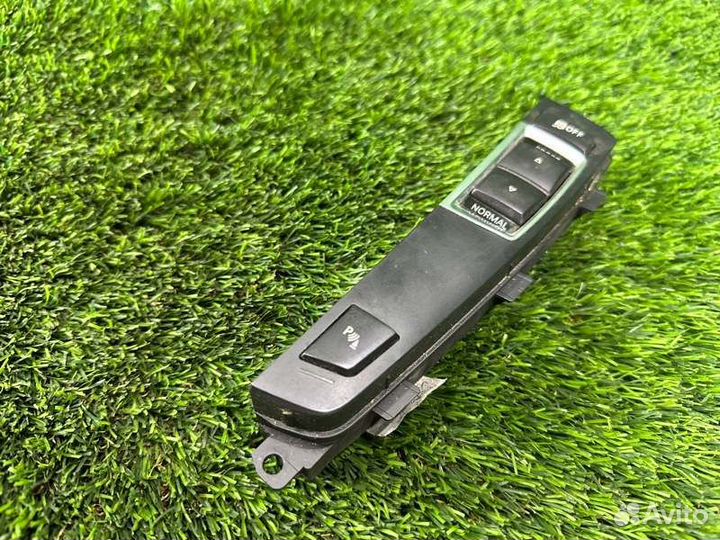 Блок управления передний Bmw 5 F10 N52B25 2011