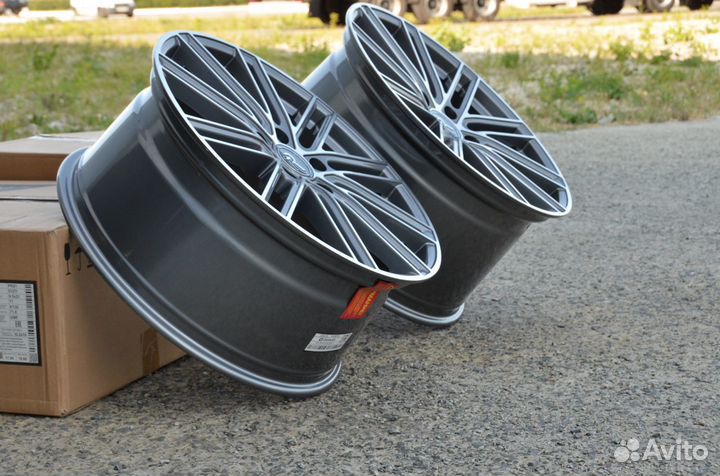 Диски Порше Панамера r21 разноширокие PR21