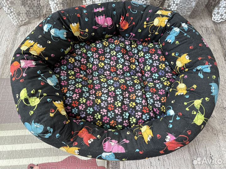 Лежанка для кошек