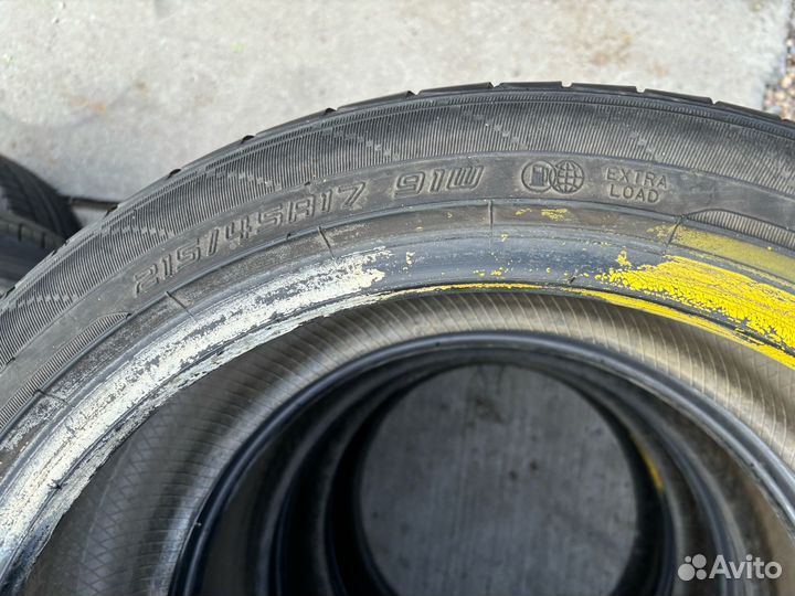 Dunlop Enasave EC204 215/45 R17