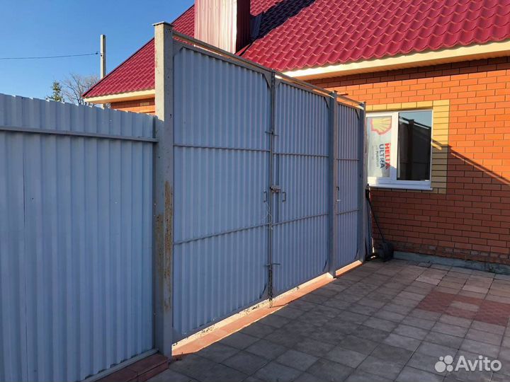 Ворота распашные с калиткой