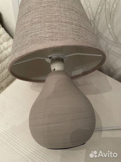 Лампа настольная