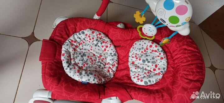 Шезлонг детский chicco balloon