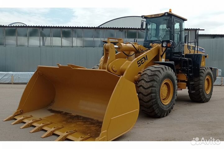 Фронтальный погрузчик SEM 660D, 2023