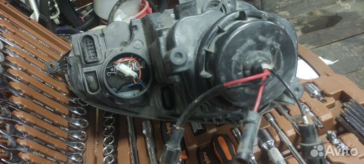 Фара передняя volkswagen