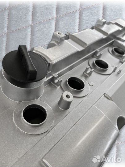 Крышка клапанов