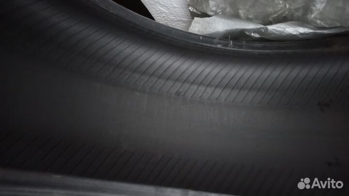 Yokohama dB Decibel E70 215/55 R17 108