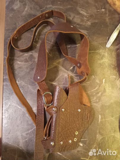 Кабура для пистолета. Натур. кожа. Два варианта