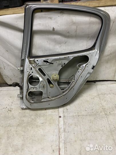 Дверь задняя правая (2008 год ) Peugeot 206
