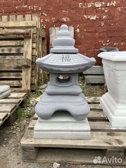 Садовая фигура японский фонарь