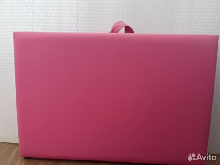 Косметологический столик