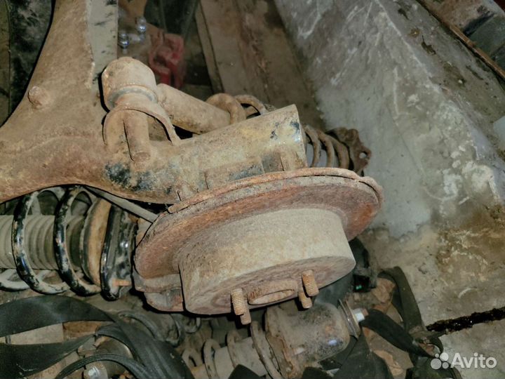 Задняя балка на Лифан solano