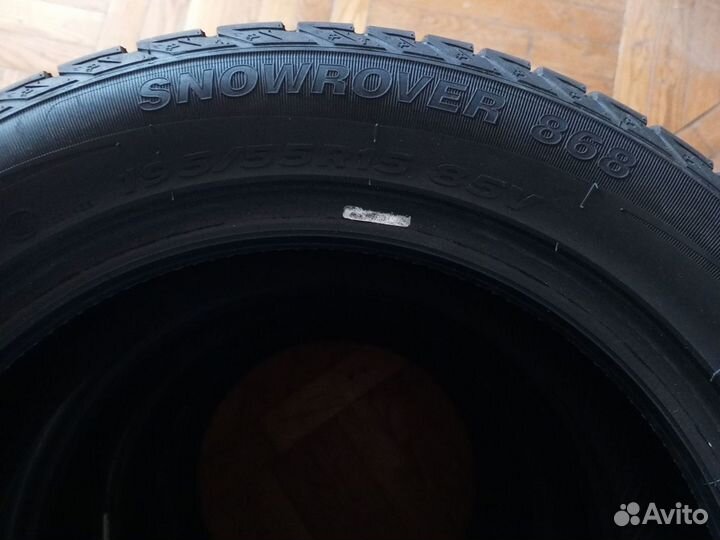 Roadmarch Snowrover 868 195/55 R15