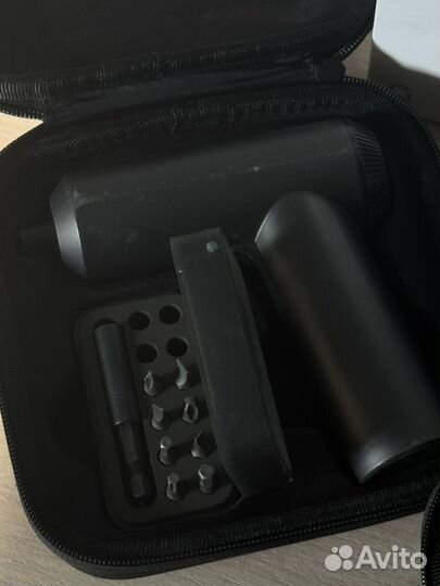 Электрическая отвертка Xiaomi Mi