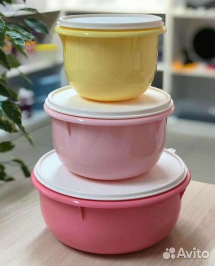 Замесочные чаши Tupperware