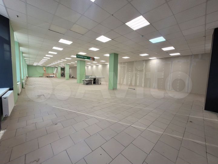 Торговая площадь, 265 м²