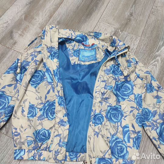 Ветровка для девочки