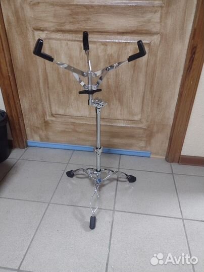 Стойки для барабанов и тарелок