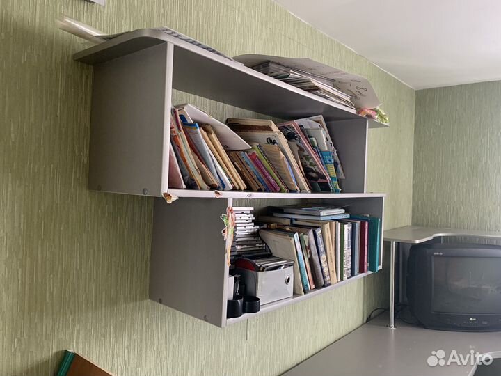 Письменный стол