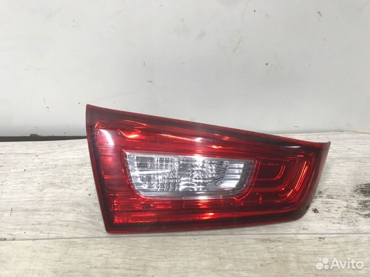 Фонарь внутренний левый Mitsubishi Asx