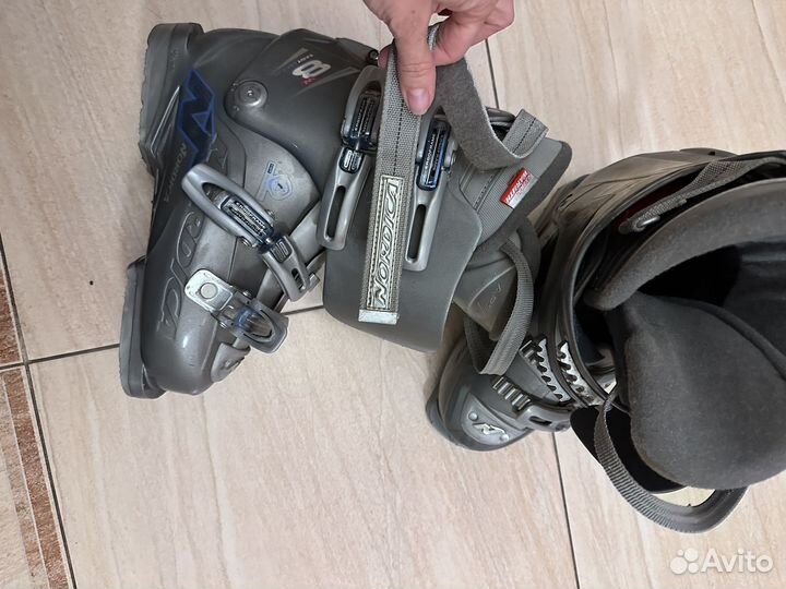 Горнолыжные ботинки