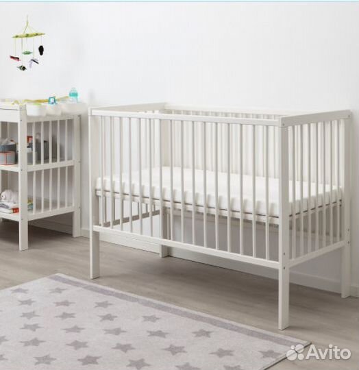 Кроватка для новорожденных