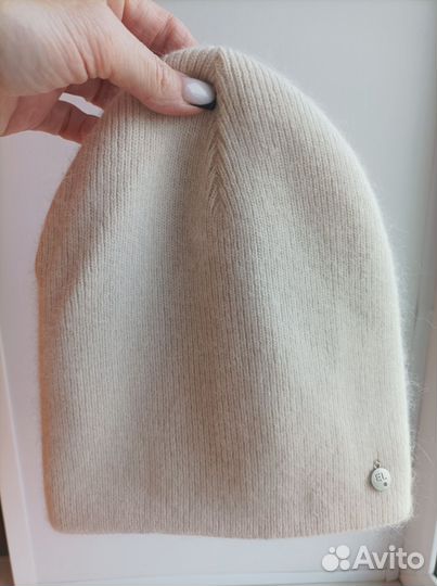 Шапка женская вязаная