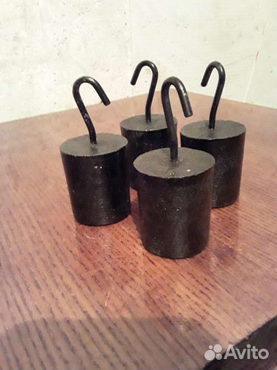 Гири/отвесы и крепеж для вязалной машины. квз