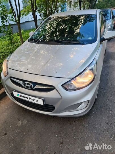 Hyundai Solaris 1.6 AT, 2012, 100 000 км