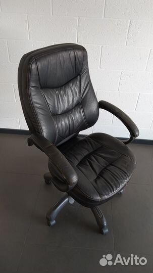 Офисное кресло бу