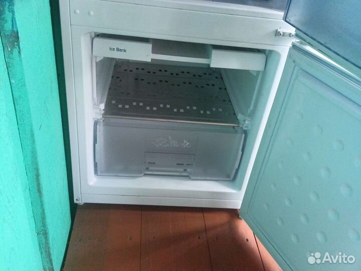 Холодильник