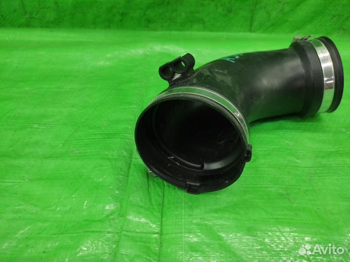 Патрубок воздушного фильтра Opel Astra