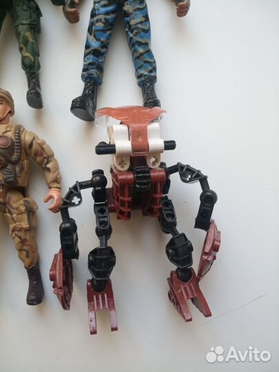 Игрушки солдатики