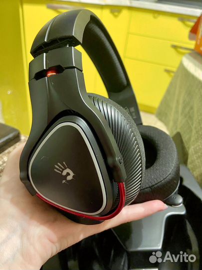 Наушники беспроводные новые bloddy