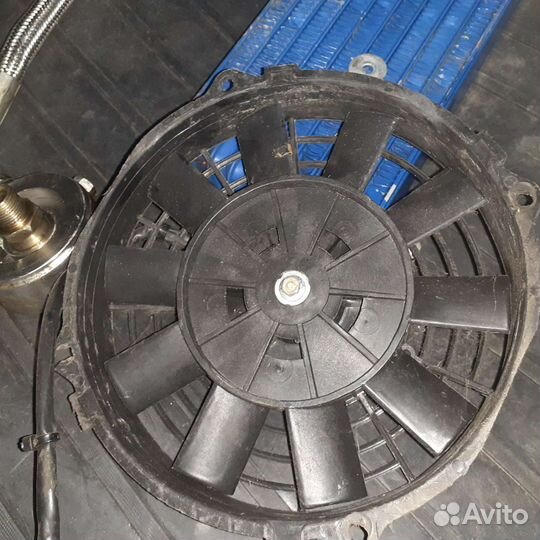 Дополнительный масленный радиатор