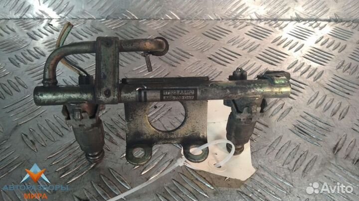 Топливная рампа Subaru Legacy 2 1998 17523AA462