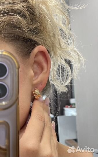 Сережки в стиле картье